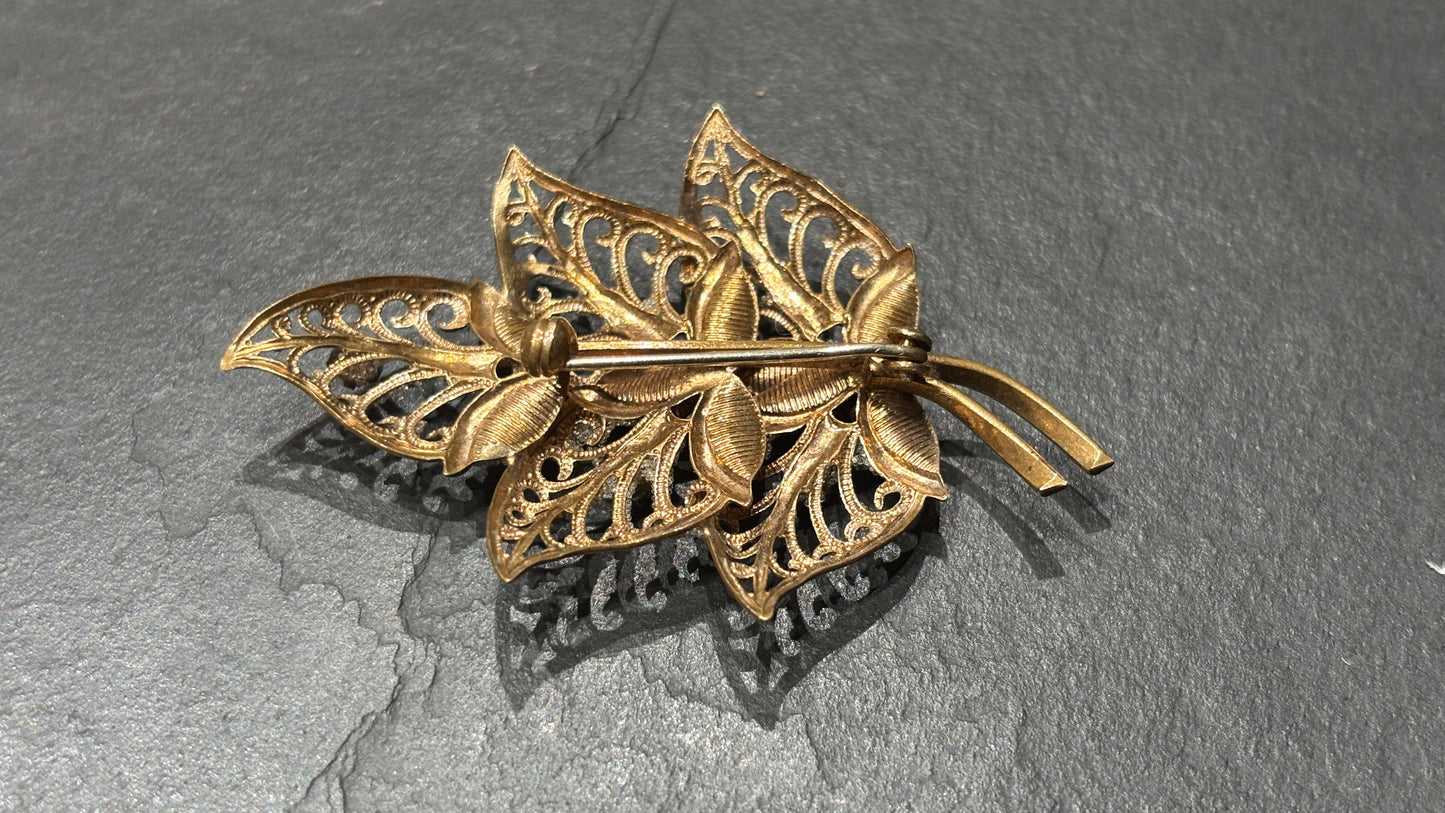 Broche ancienne motif floral