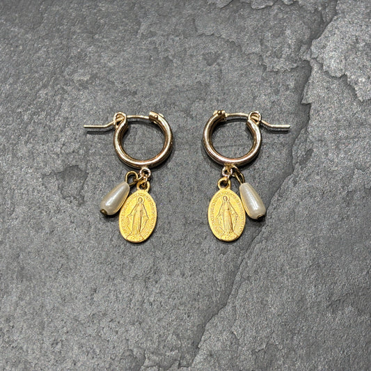 Mini créoles Médaille Miraculeuse et perles fantaisie