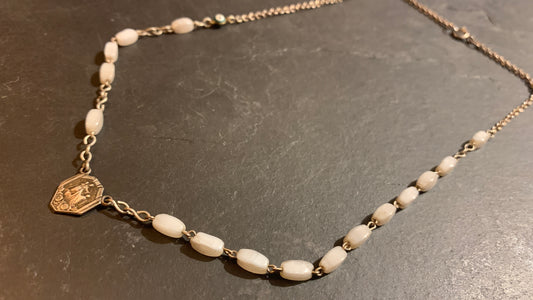 Collier chapelet blanc - blissparis
