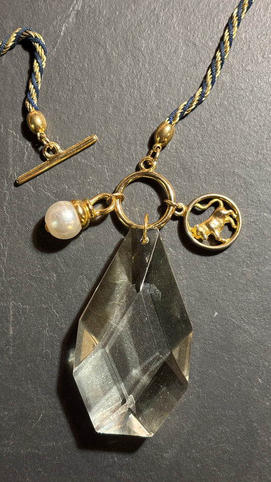 TAUREAU . Collier pampille - blissparis