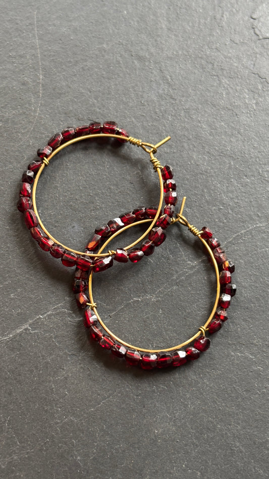 Petites créoles et grenats - blissparis