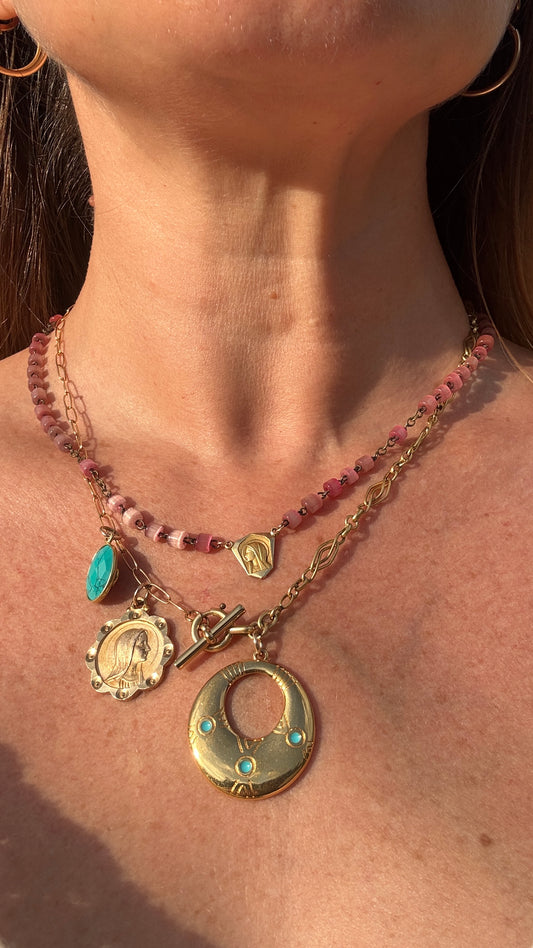 Collier chaîne de montre ancienne, Vierge de Lourdes et Turquoise - blissparis