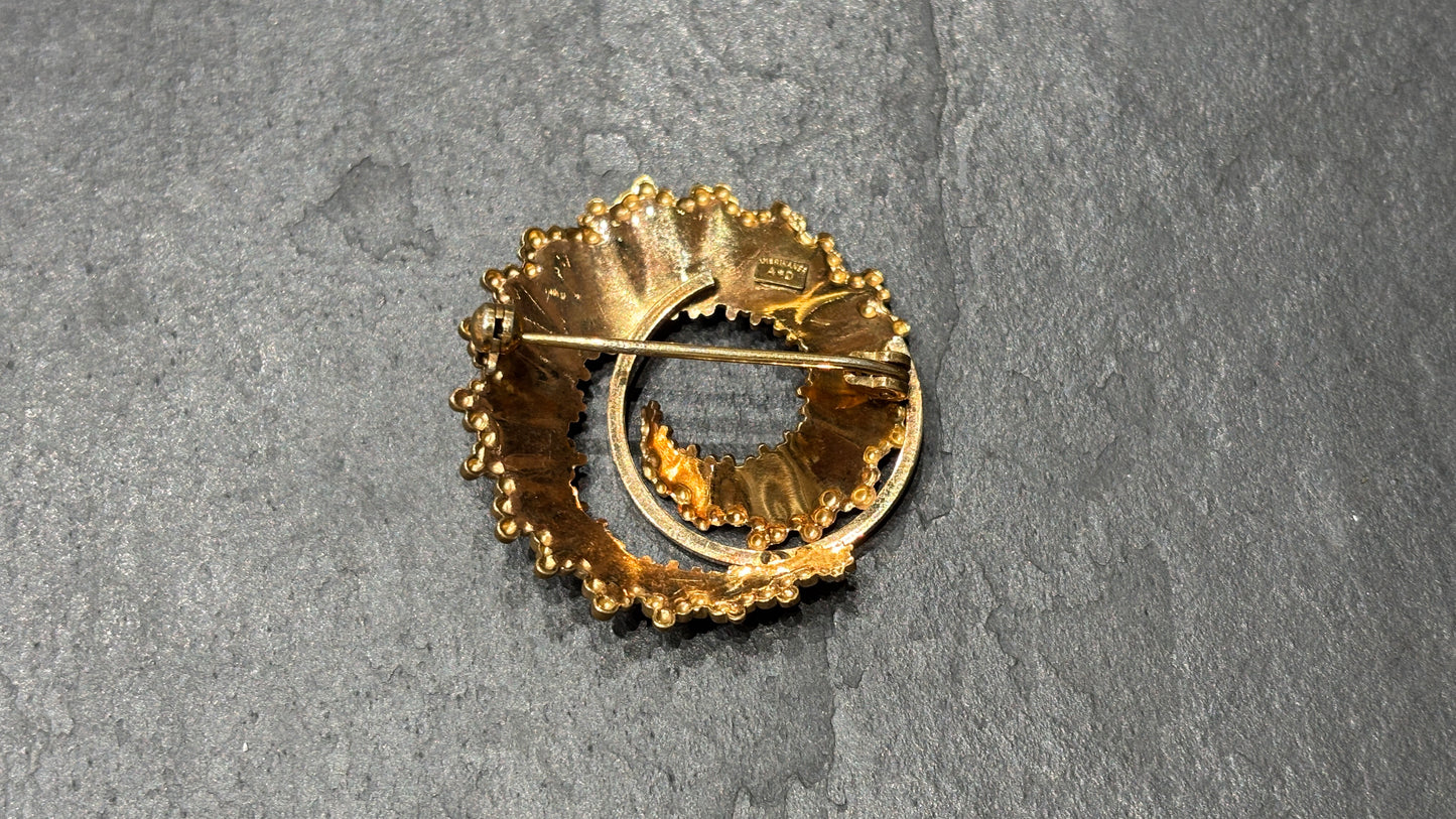 Broche années 60 plaquée or