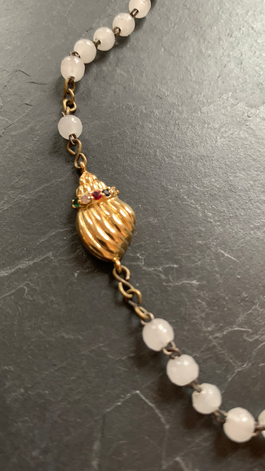 Collier chapelet blanc et coquillage - blissparis