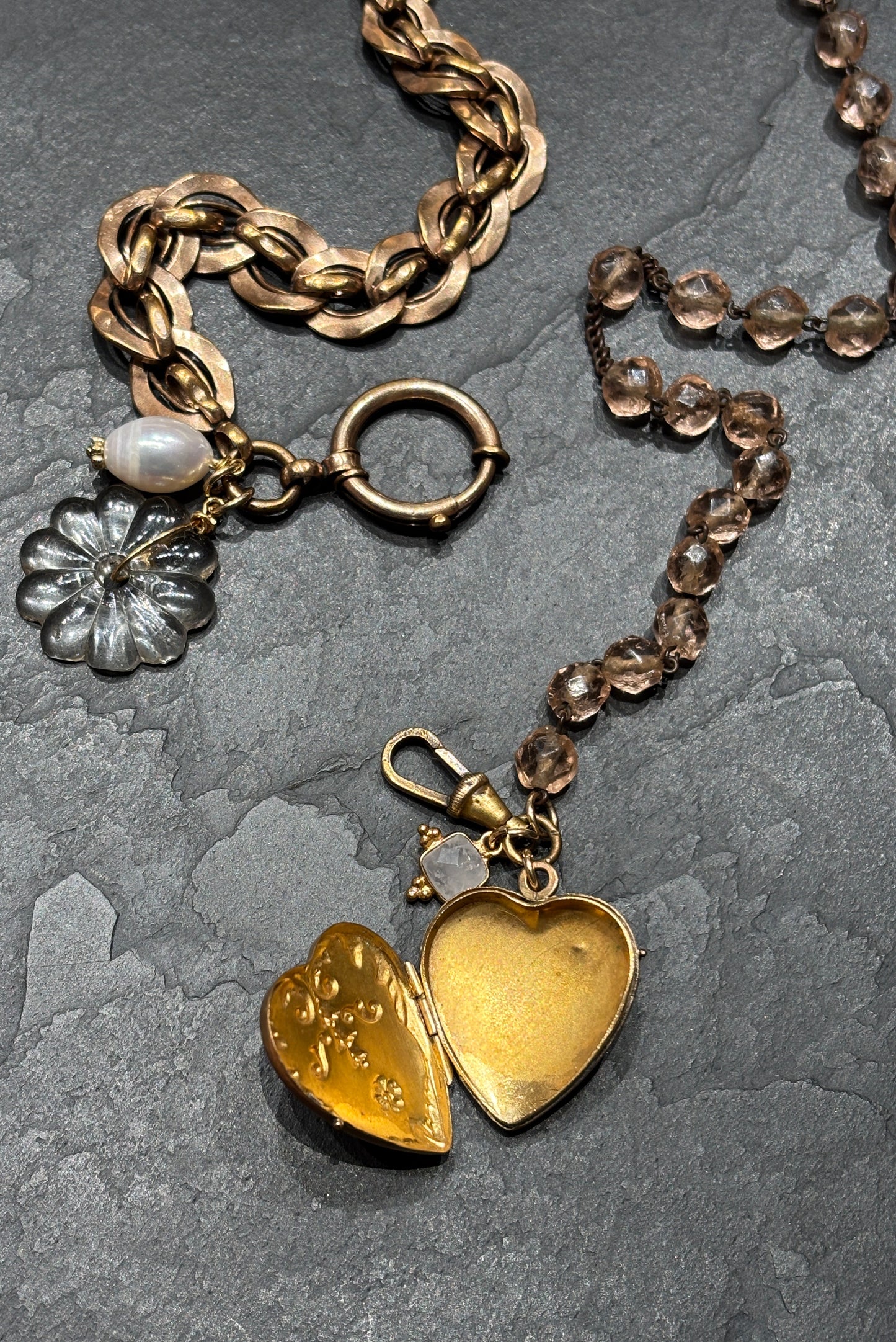 Collier cœur Napoléon III, chaîne ancienne et chapelet rose