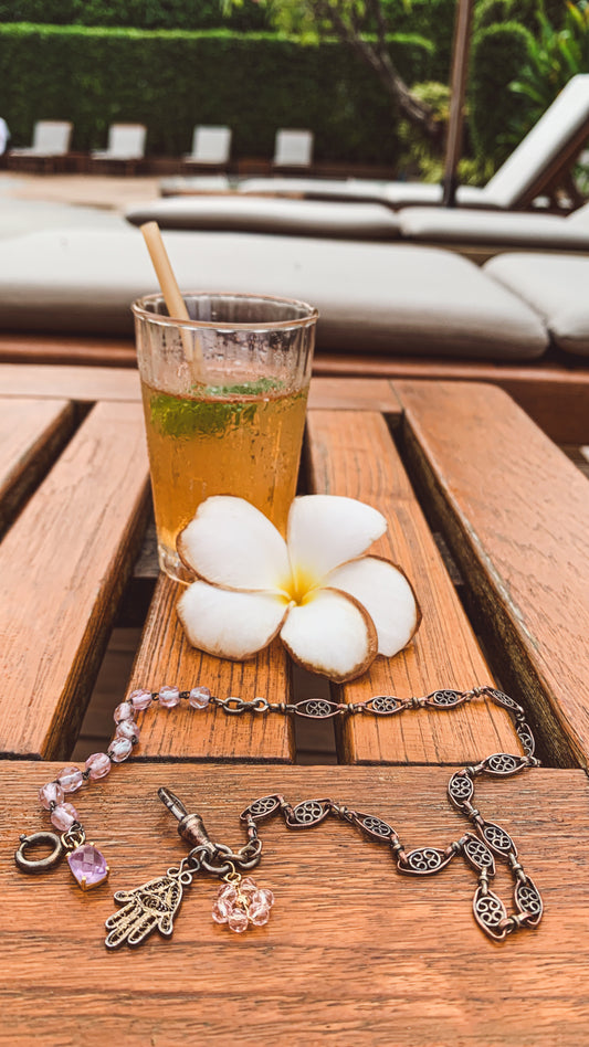 Collier filigrane, chapelet et Khamsa - blissparis