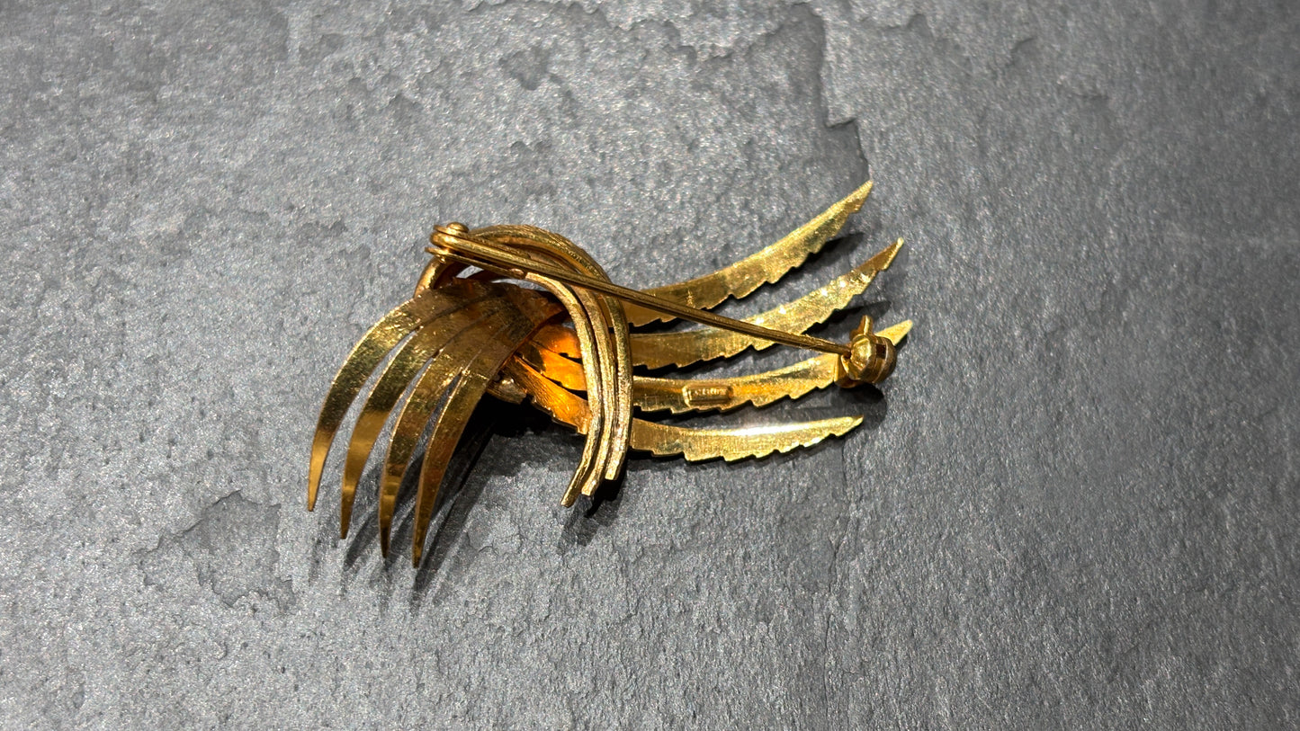 Broche années 60 plaquée or