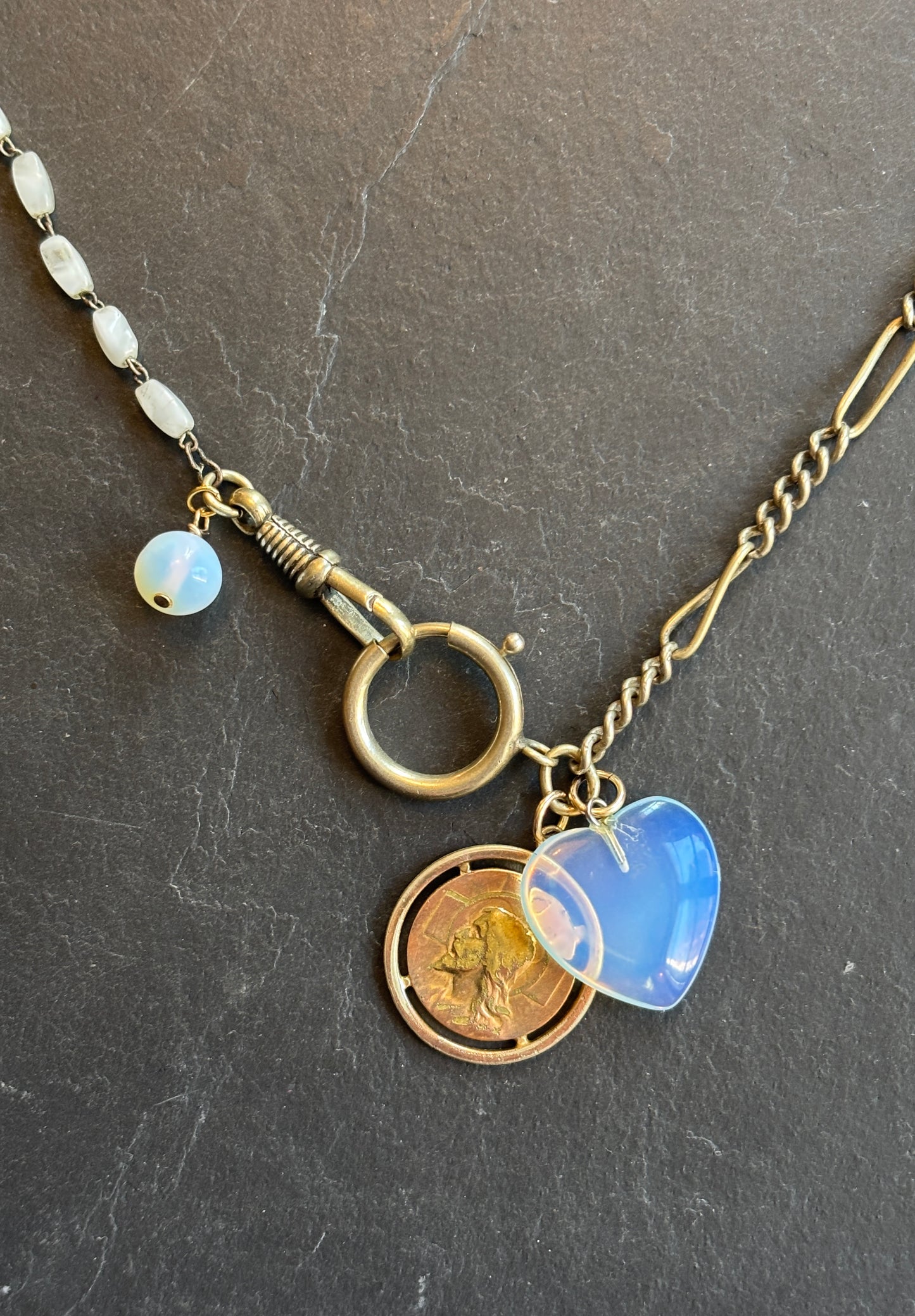 Chaîne de montre, chapelet et médailles anciennes - blissparis