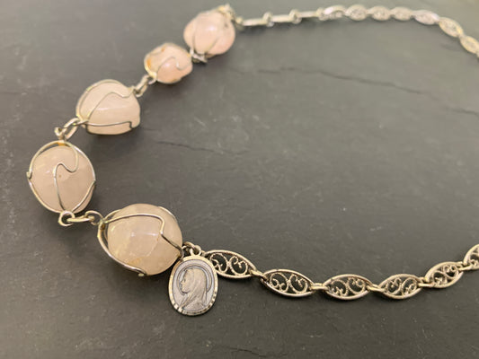 Collier quartz brut et chaîne filigrane - blissparis
