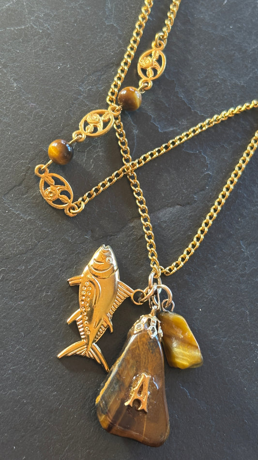 Sautoir plaqué or Poisson et Oeil de Tigre