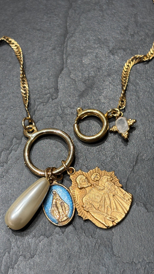 Collier chaîne ancienne, médaille de Jesus, médaille miraculeuse et perle