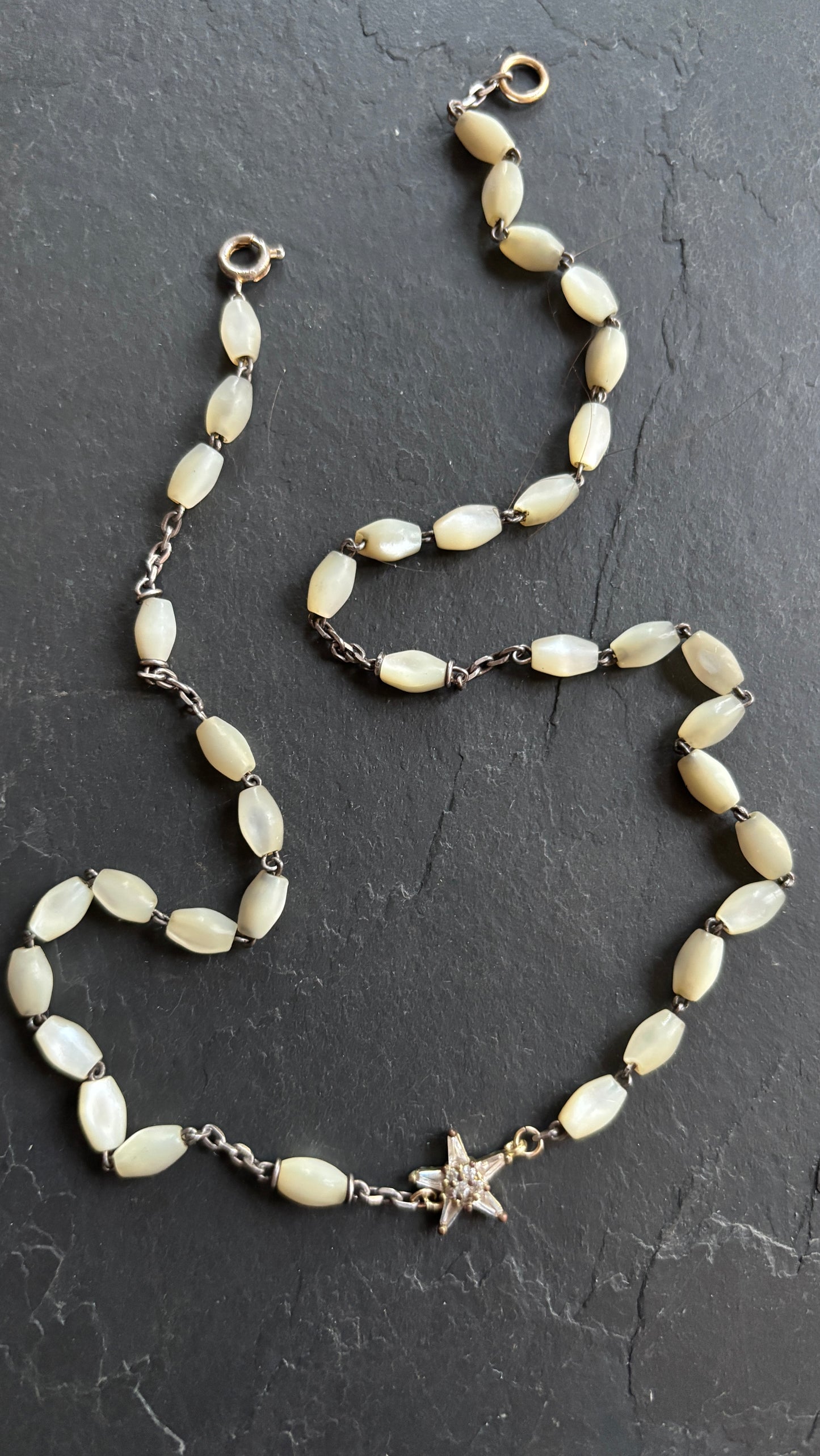 Collier chapelet de nacre et étoile en strass - blissparis