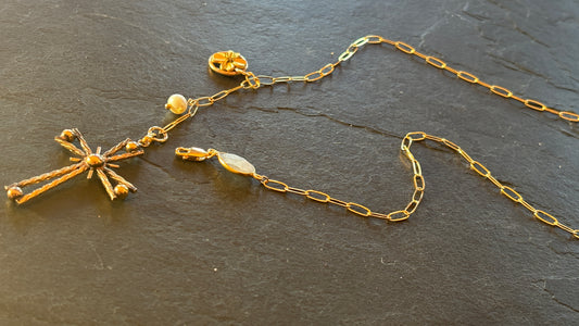 Collier lasso, Pierre de lune et Croix années 50