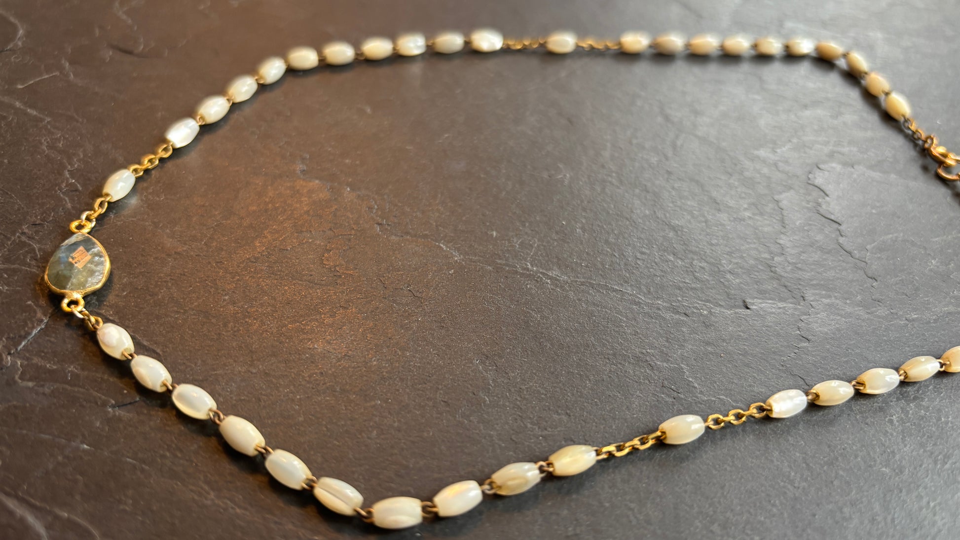 Coller chapelet de nacre et labradorite - blissparis