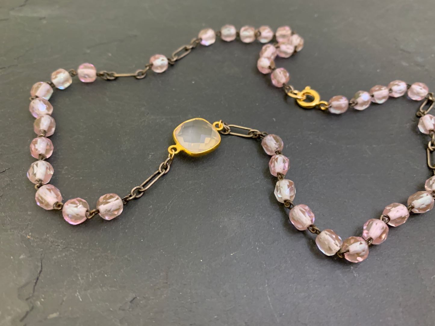 Collier chapelet rose pâle et Quartz rose - blissparis
