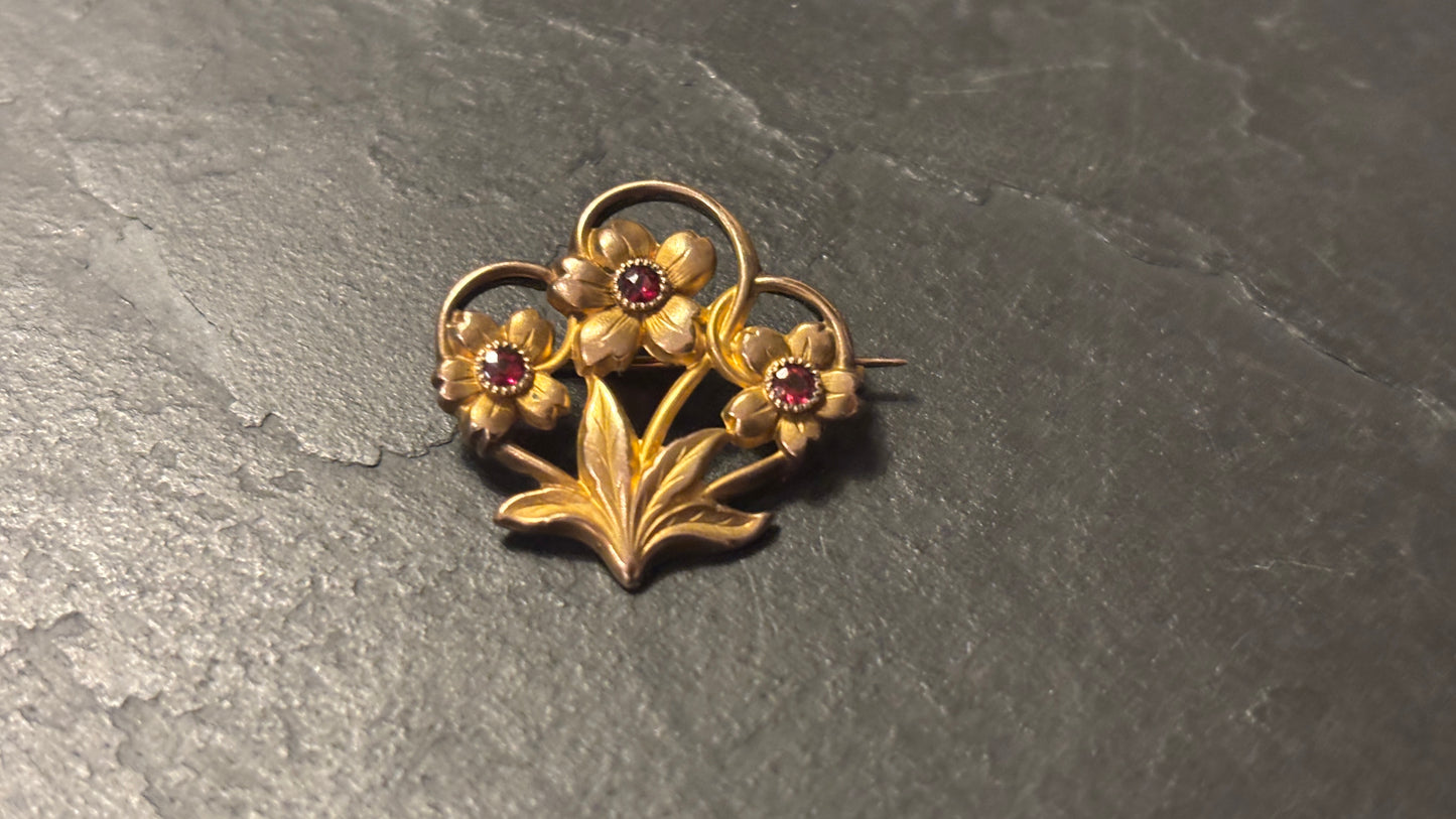 Broche plaquée or ancienne, vers 1910