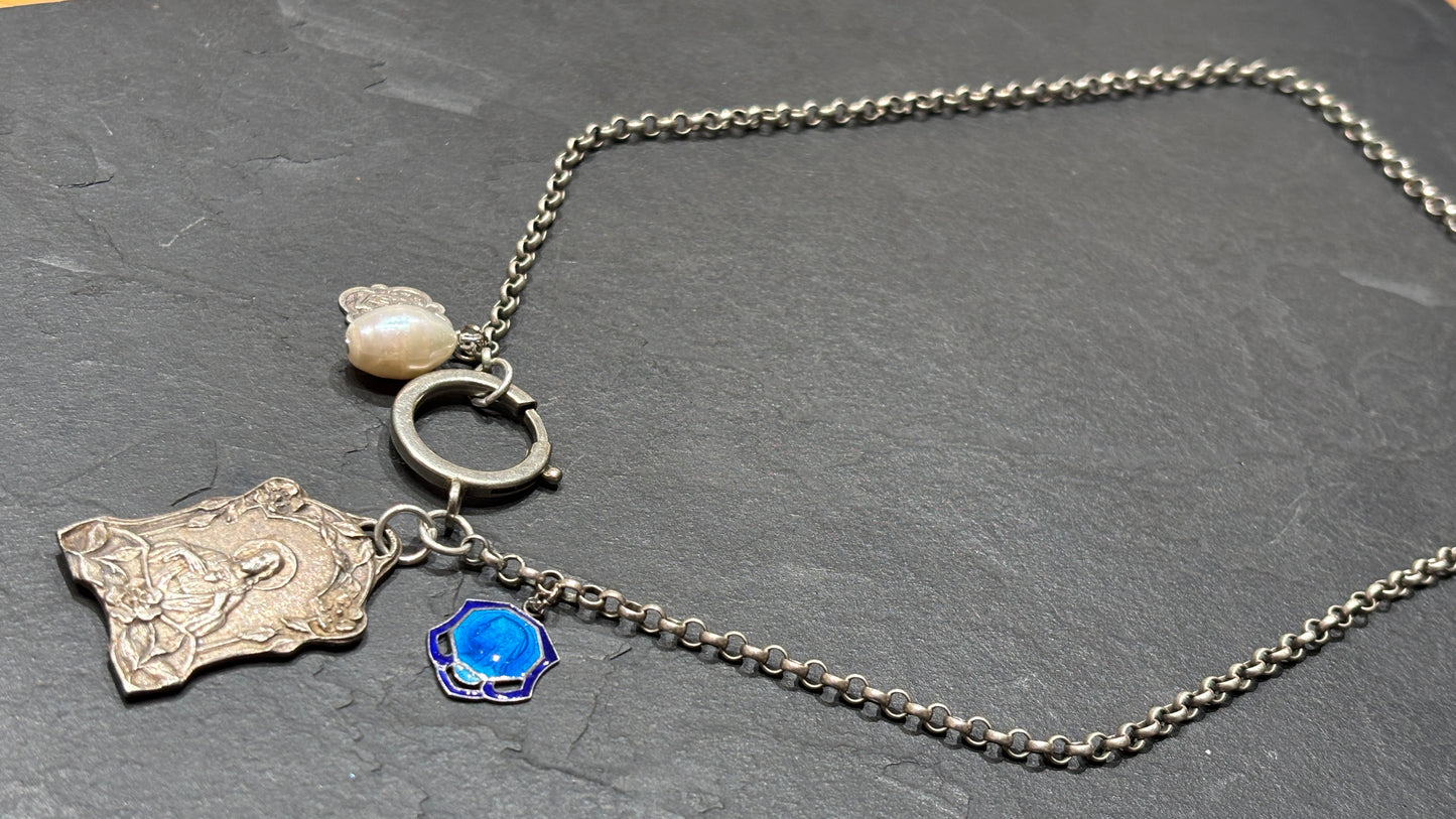 Collier en argent, médaille de Montmartre