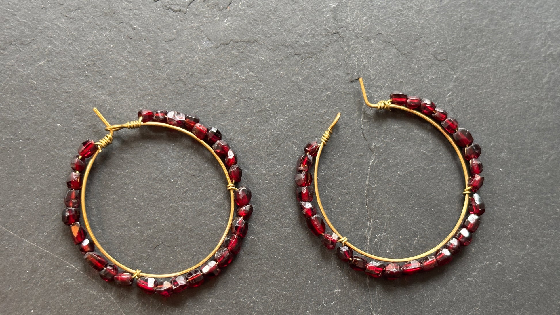 Petites créoles et grenats - blissparis