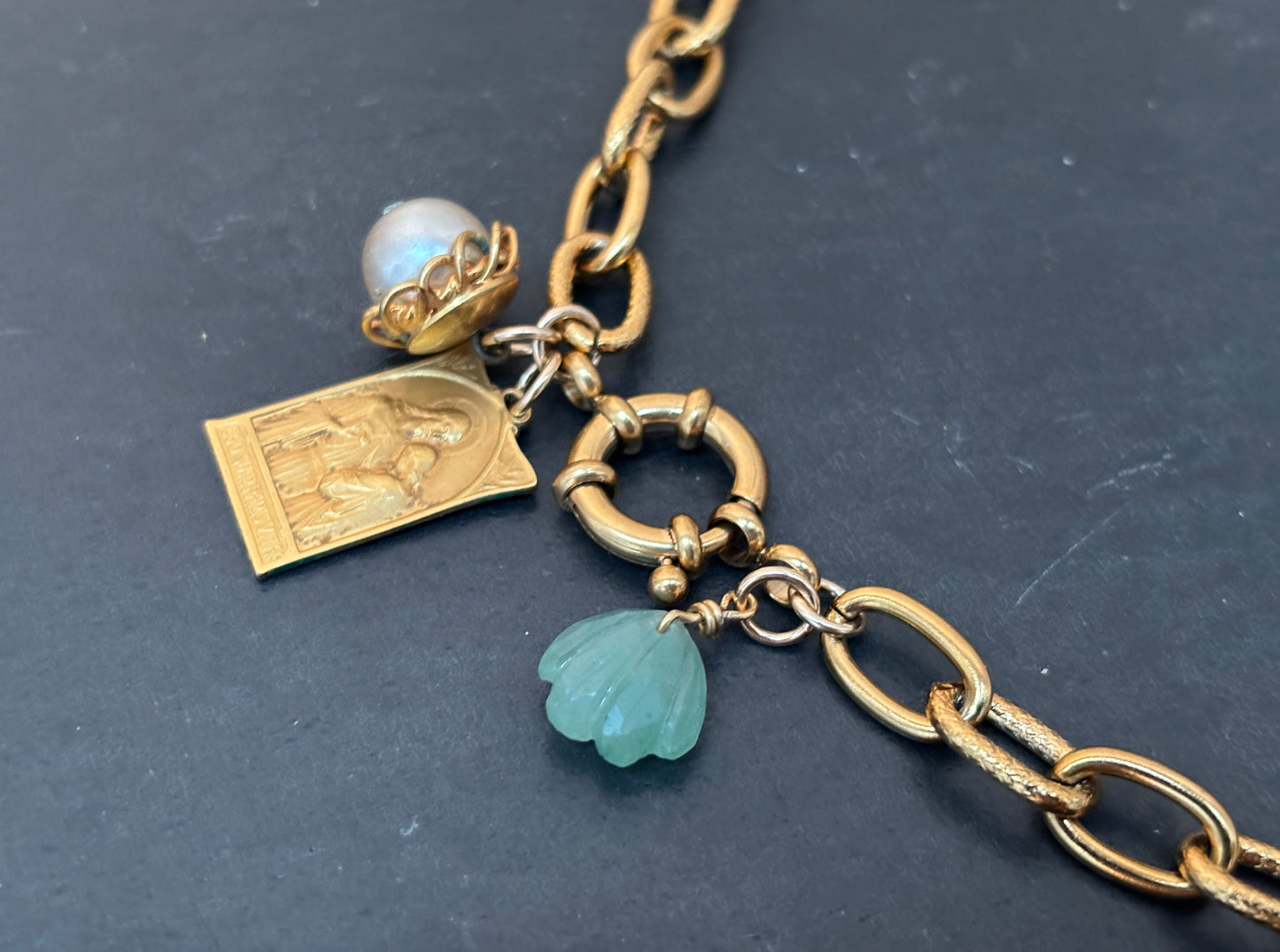 Chaîne vintage, Médaille de St Jean Baptisme, Amazonite