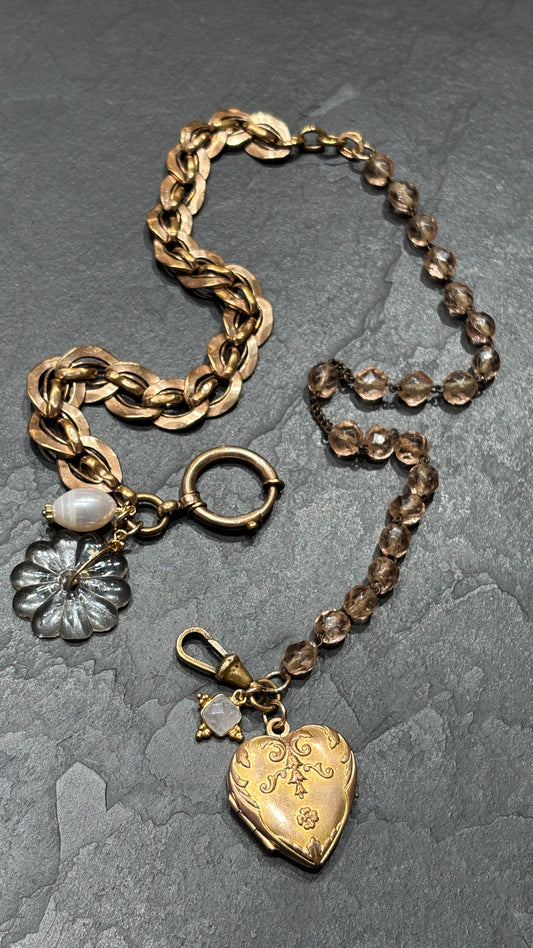 Collier cœur Napoléon III, chaîne ancienne et chapelet rose