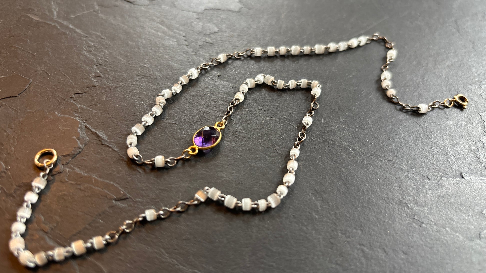 Collier chapelet pâte de verre et améthyste - blissparis