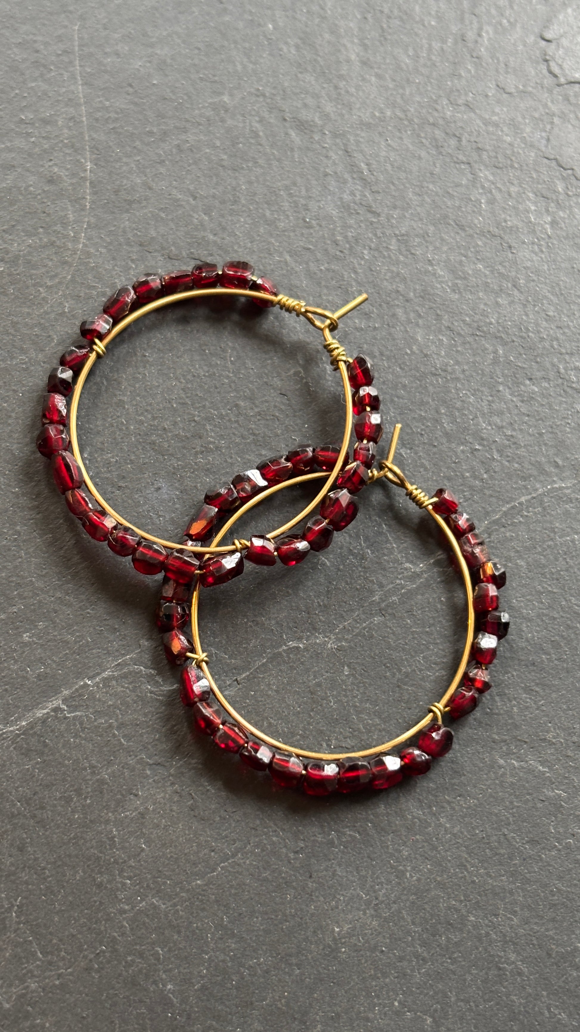 Petites créoles et grenats - blissparis