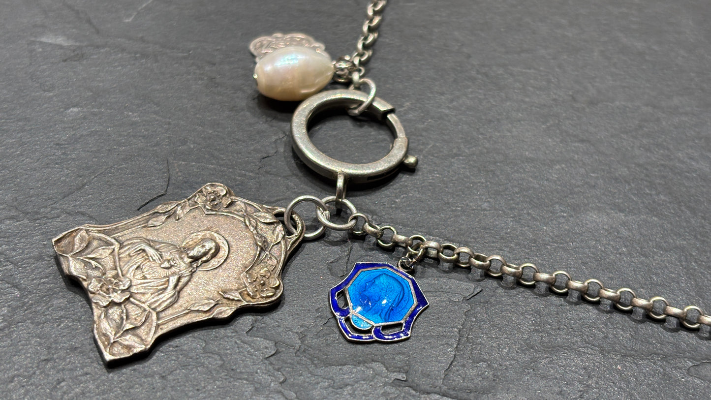 Collier en argent, médaille de Montmartre