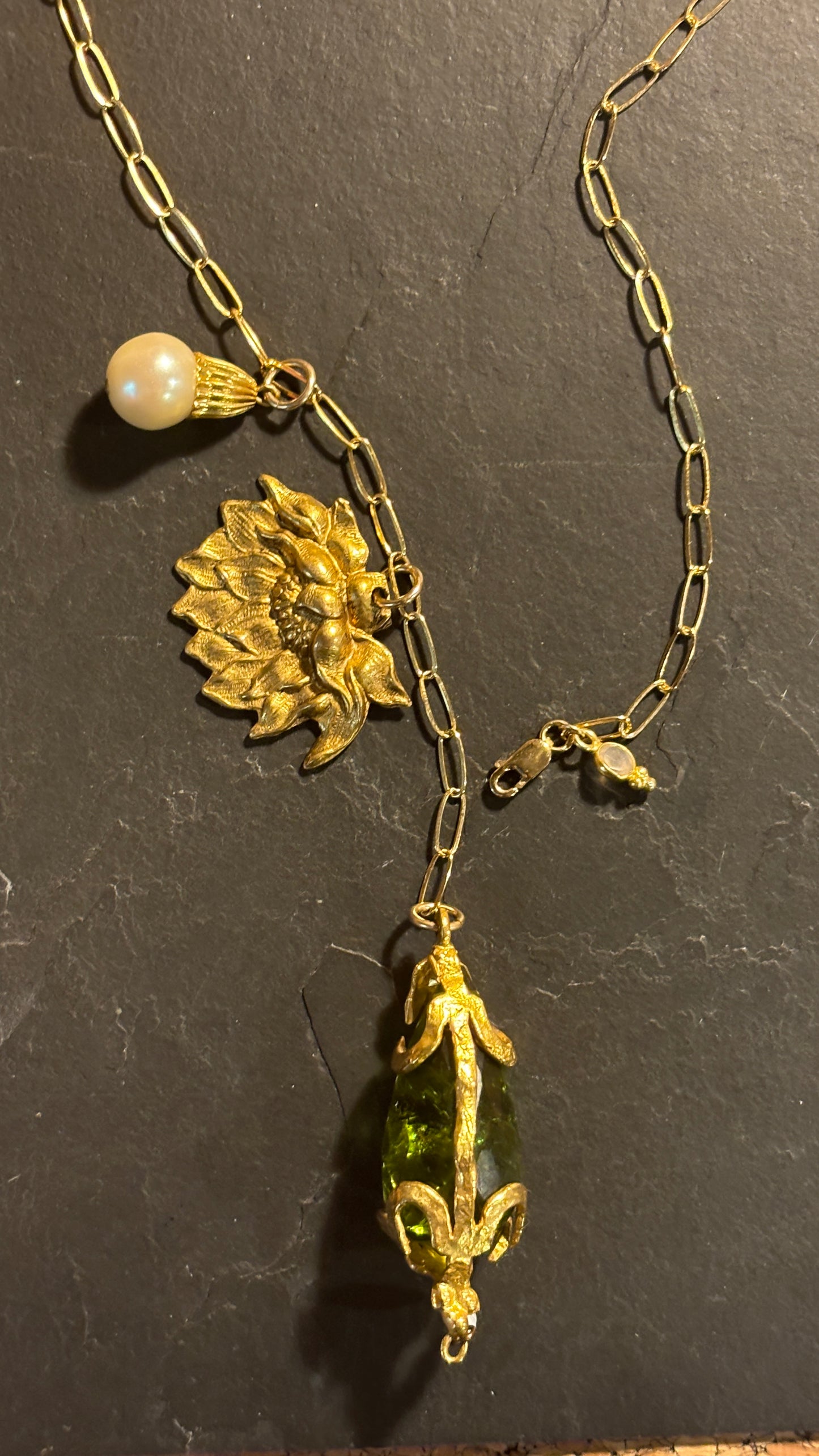 Collier lasso, lotus et pendentif “barbare” - blissparis