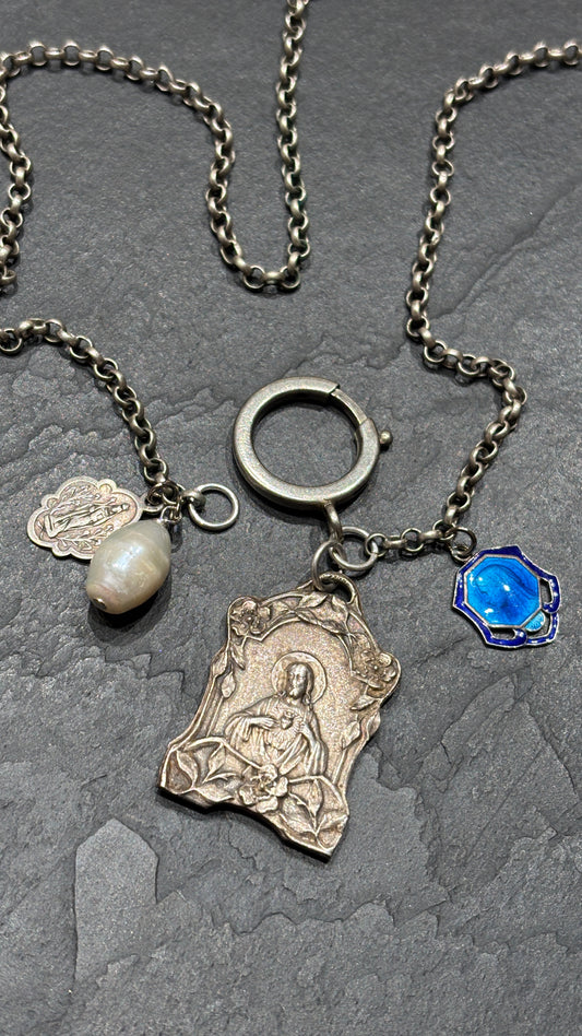Collier en argent, médaille de Montmartre