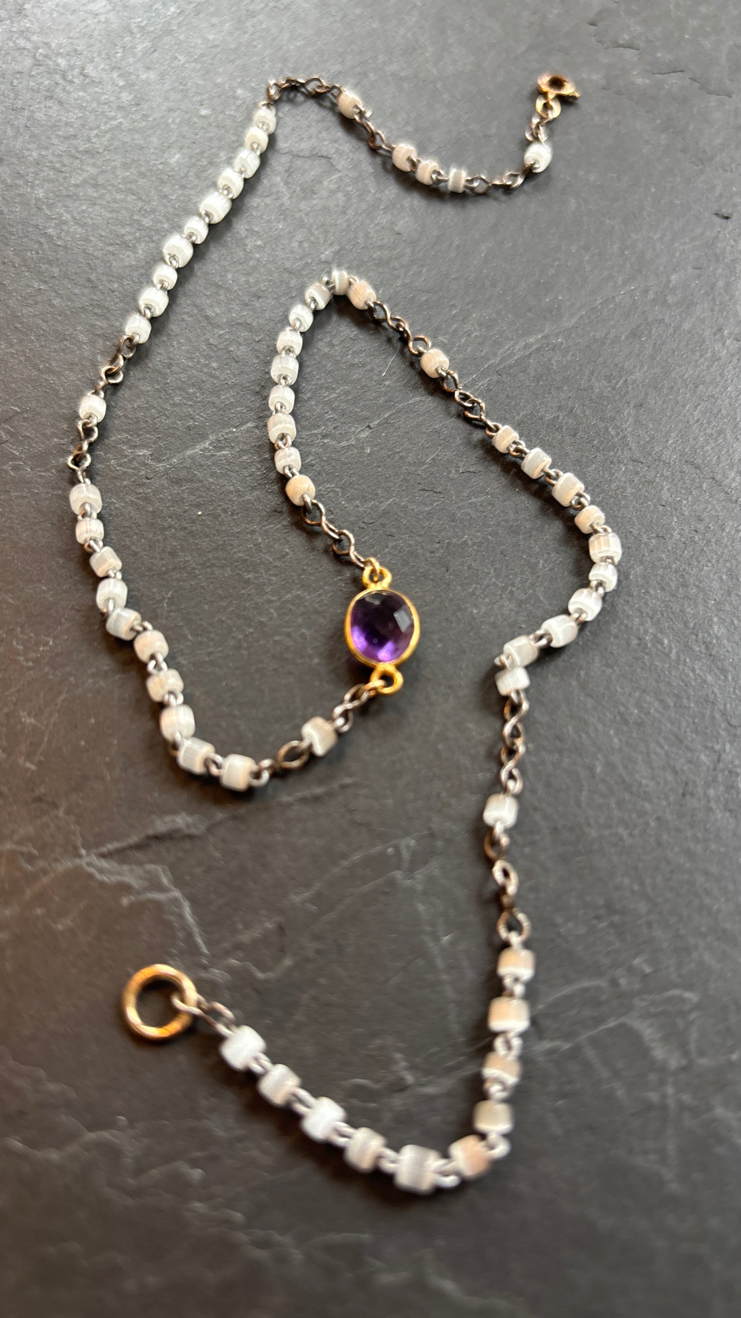 Collier chapelet pâte de verre et améthyste - blissparis