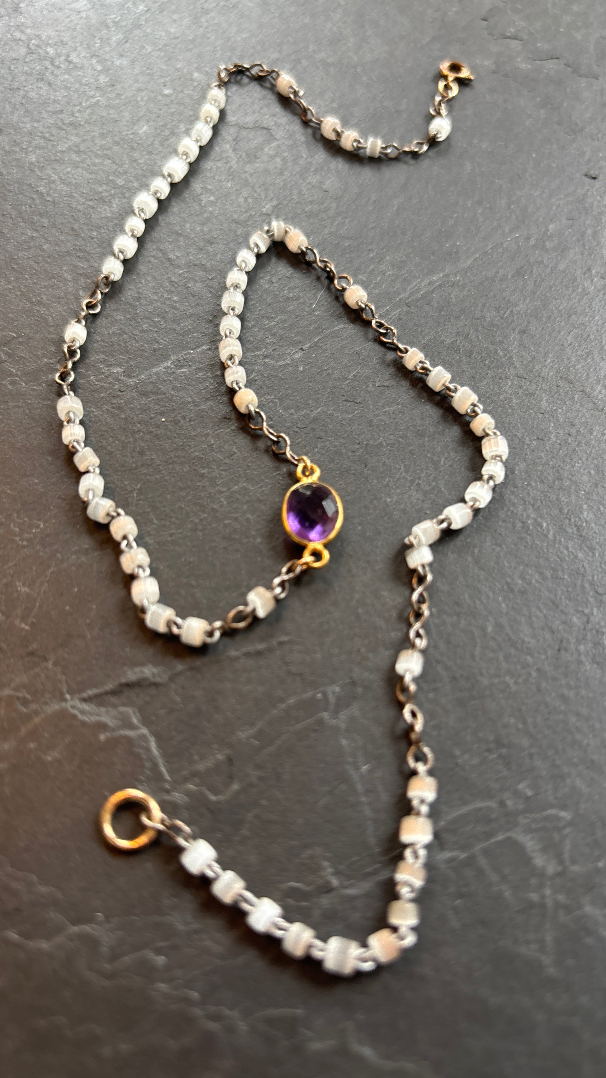 Collier chapelet pâte de verre et améthyste - blissparis