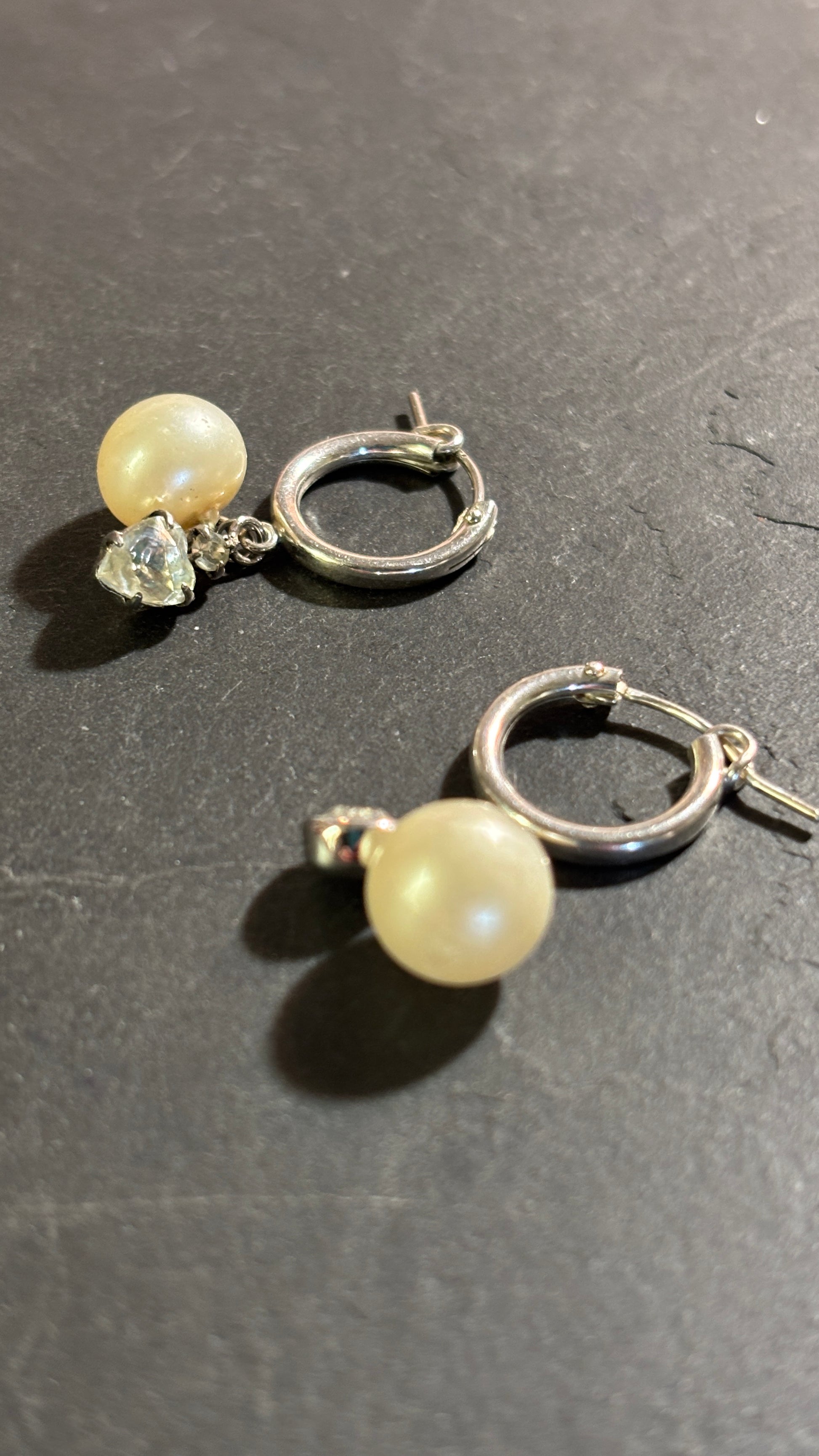 Mini créoles argent, perles et strass - blissparis