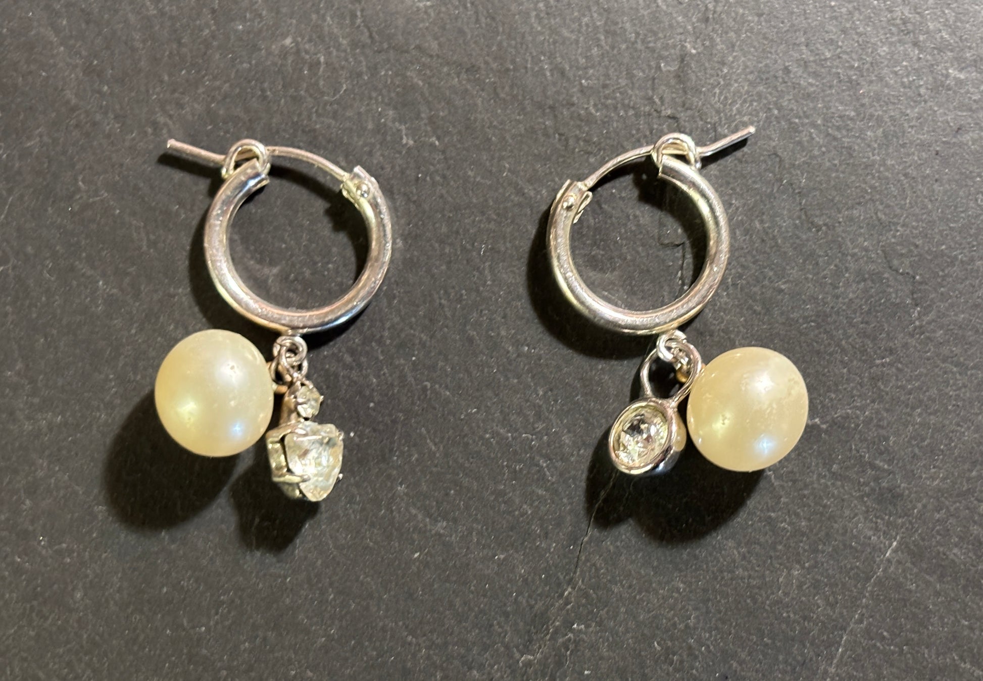 Mini créoles argent, perles et strass - blissparis