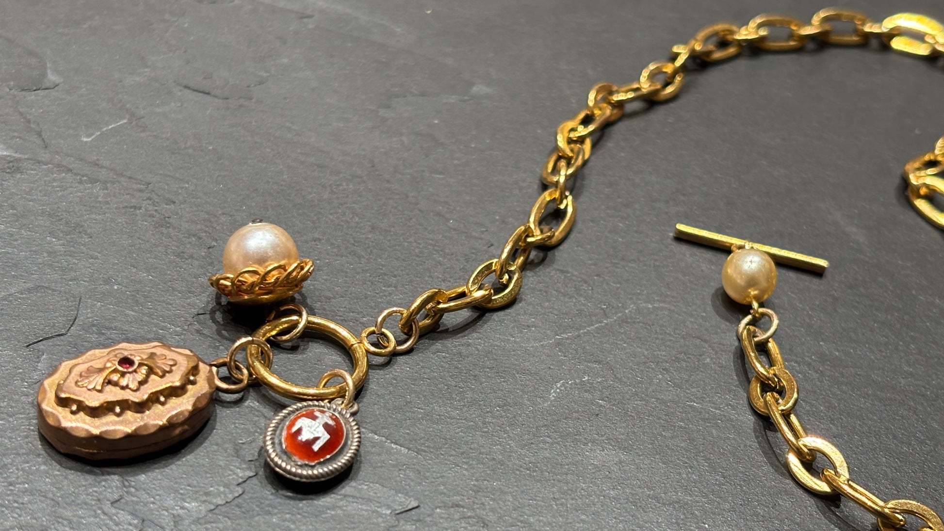 Collier chaîne, médaillon à secret et Médaille Miraculeuse - blissparis