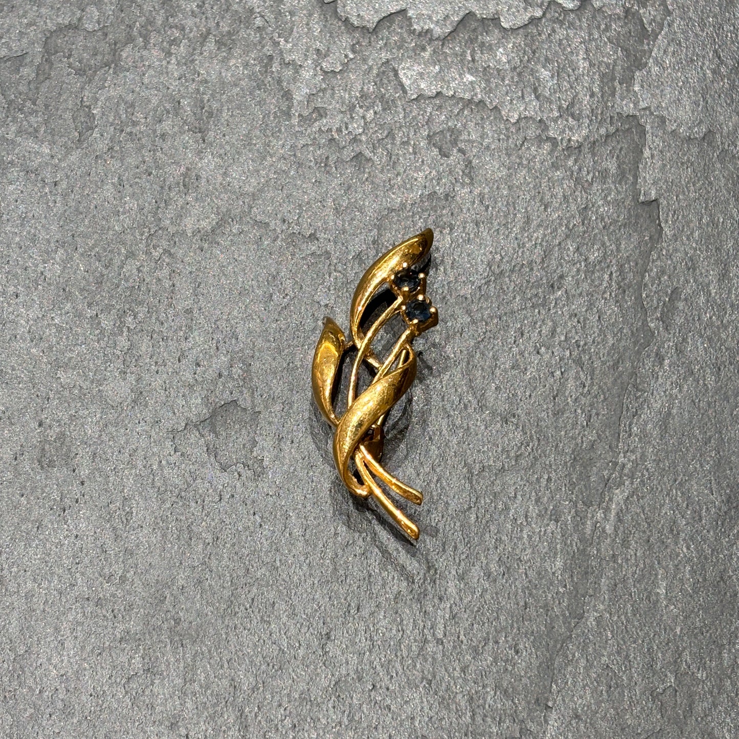 Broche année 50 plaquée or