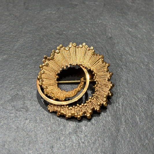 Broche années 60 plaquée or