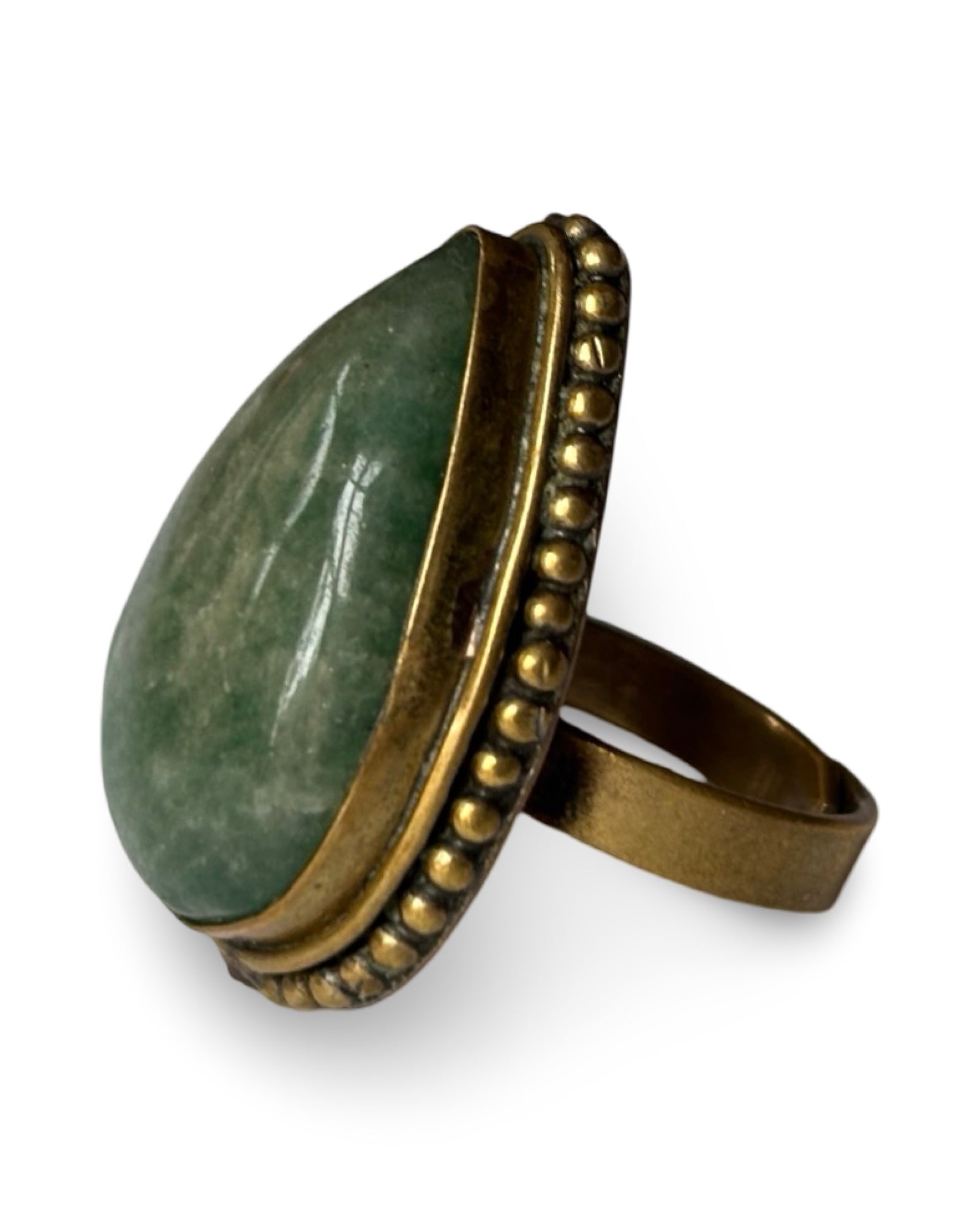 Bague indienne en jadéite - blissparis