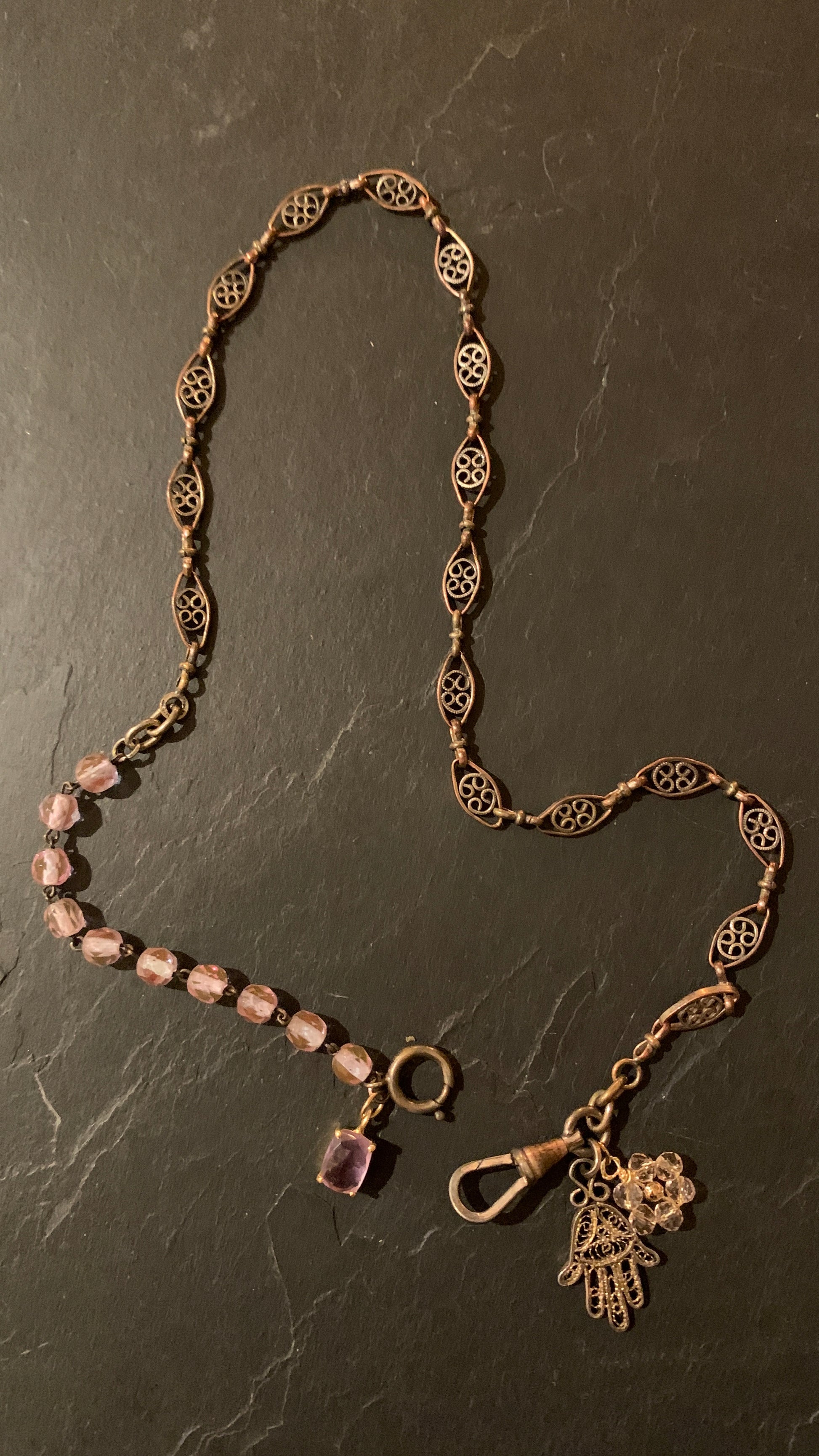 Collier filigrane, chapelet et Khamsa - blissparis