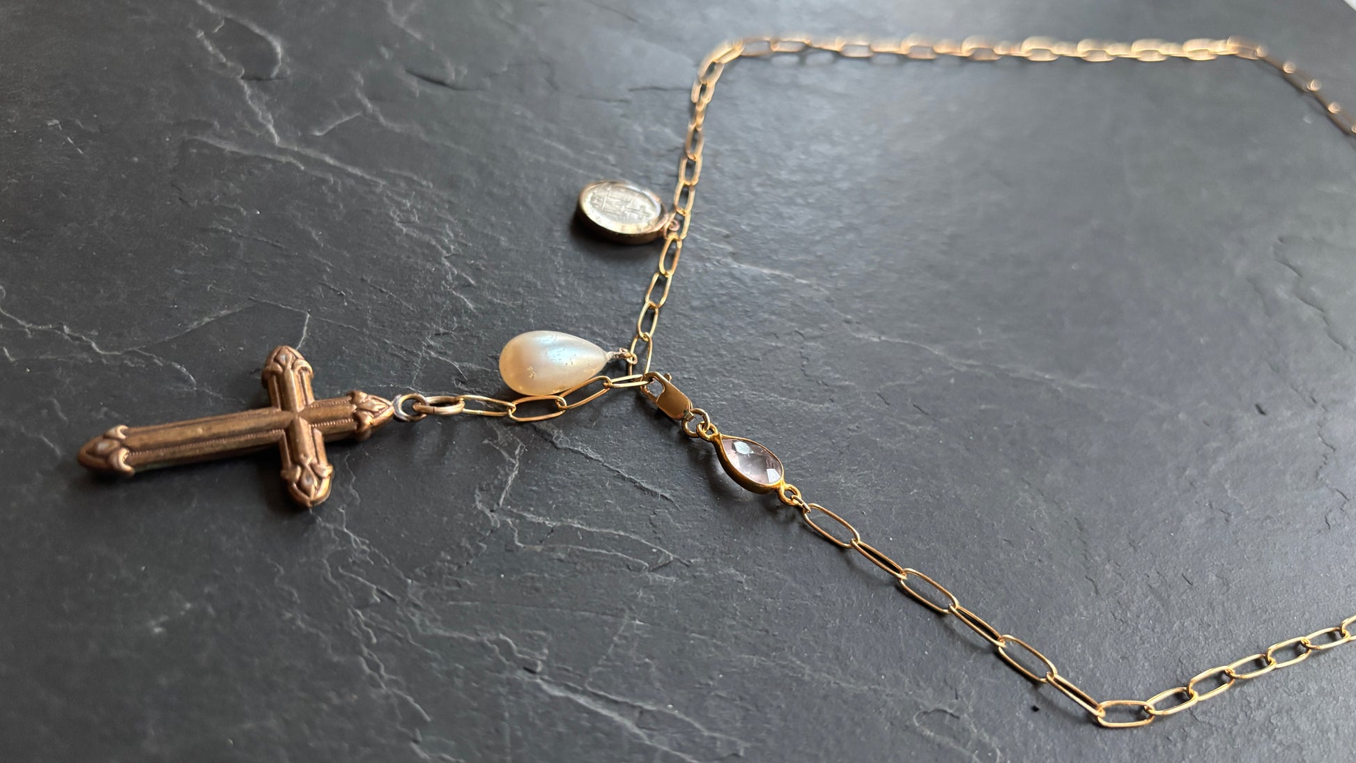 Collier lasso, croix, perle et médaille miraculeuse - blissparis