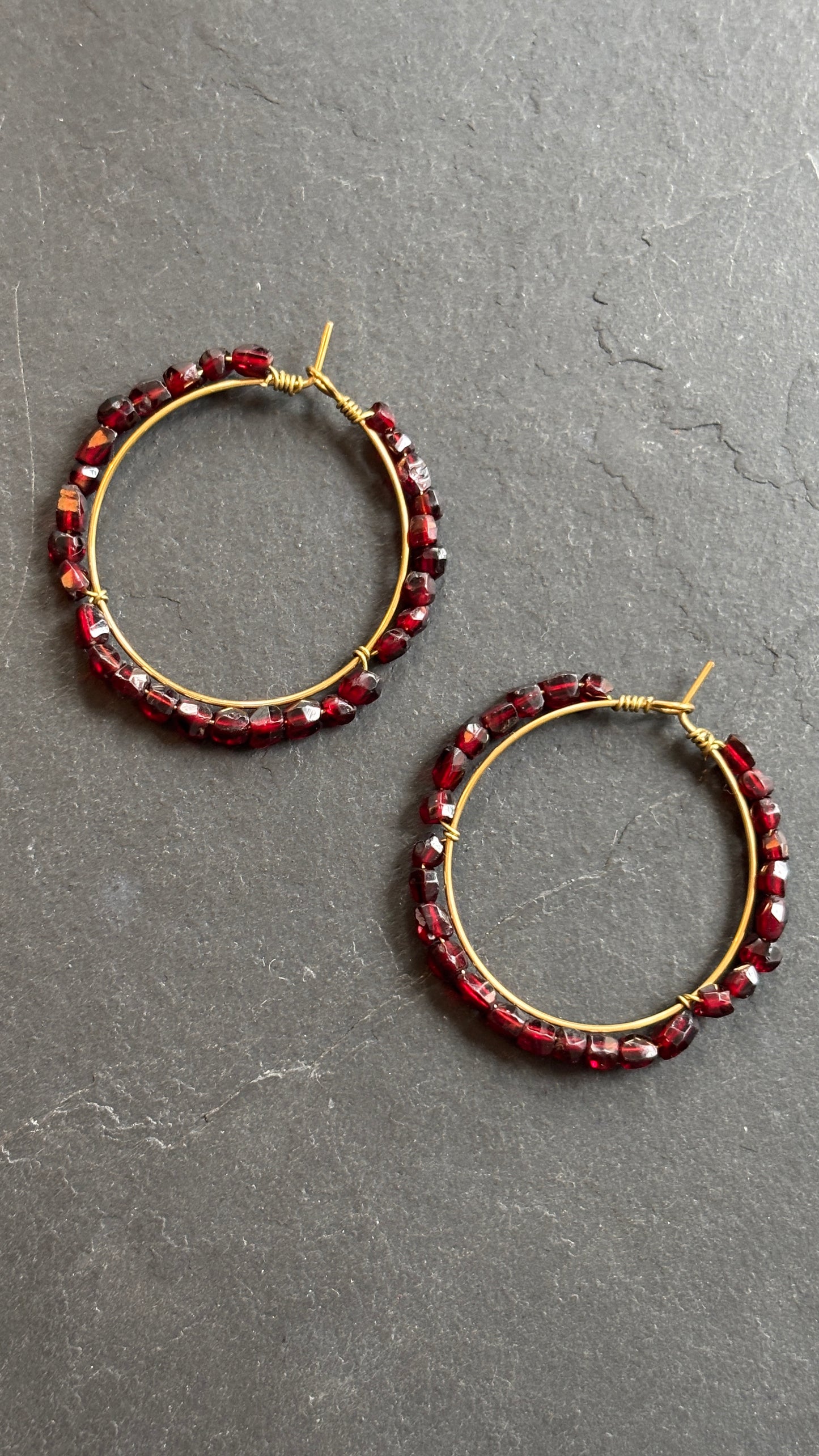 Grandes Creoles et grenats - blissparis