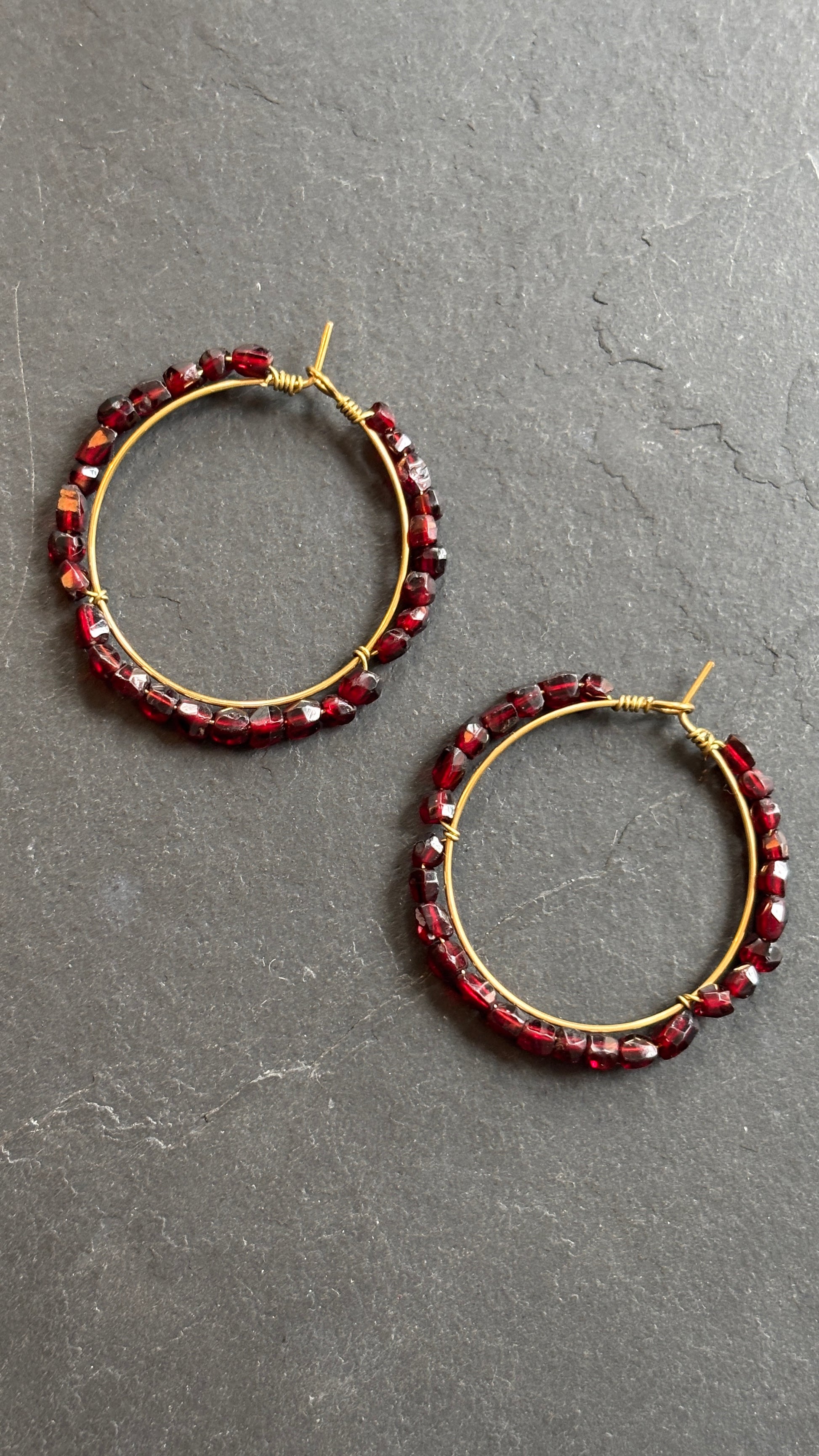 Grandes Creoles et grenats - blissparis