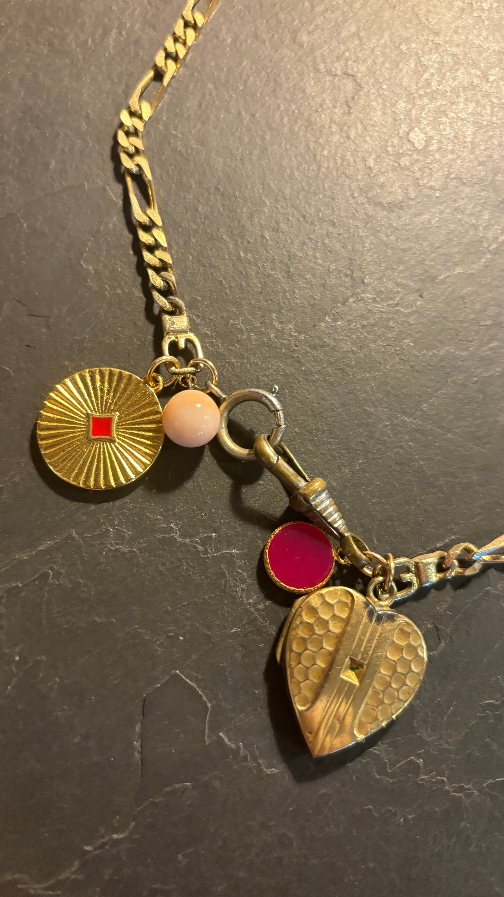 Collier gourmette, cœur à secret et agate rose - blissparis
