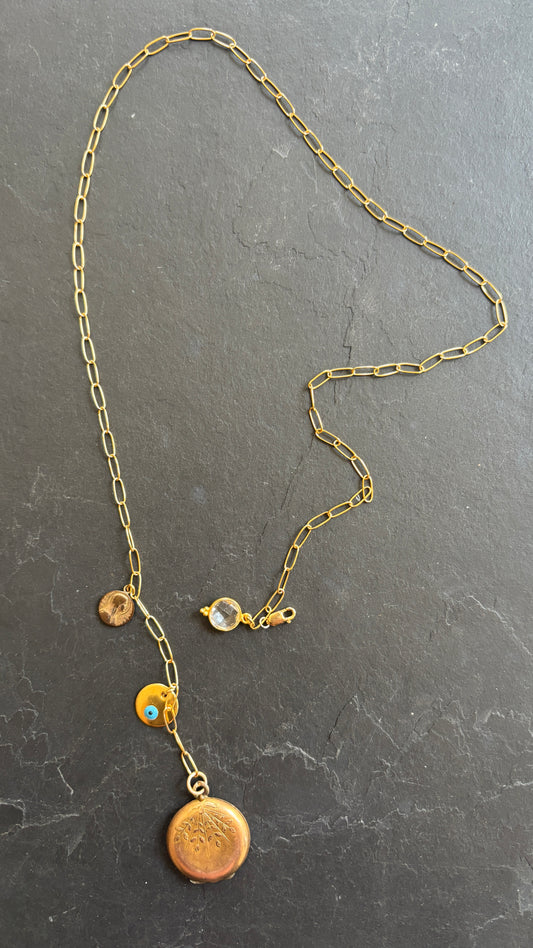 Collier lasso, cristal de roche et médaillon à secret ancien - blissparis
