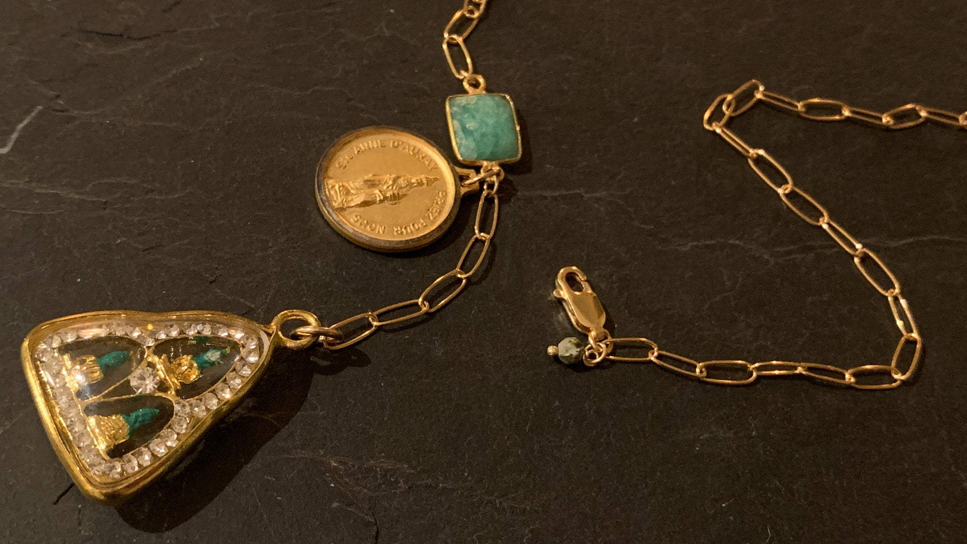 Collier Buddha Thaï et Ste Anne d’Auray - blissparis
