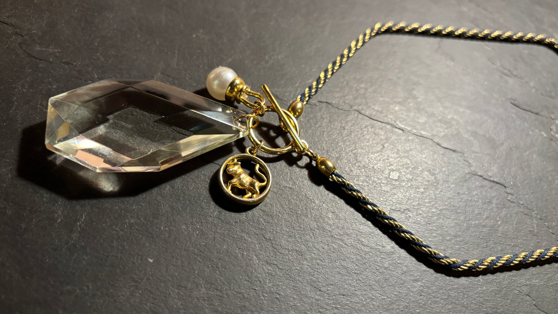 TAUREAU . Collier pampille - blissparis