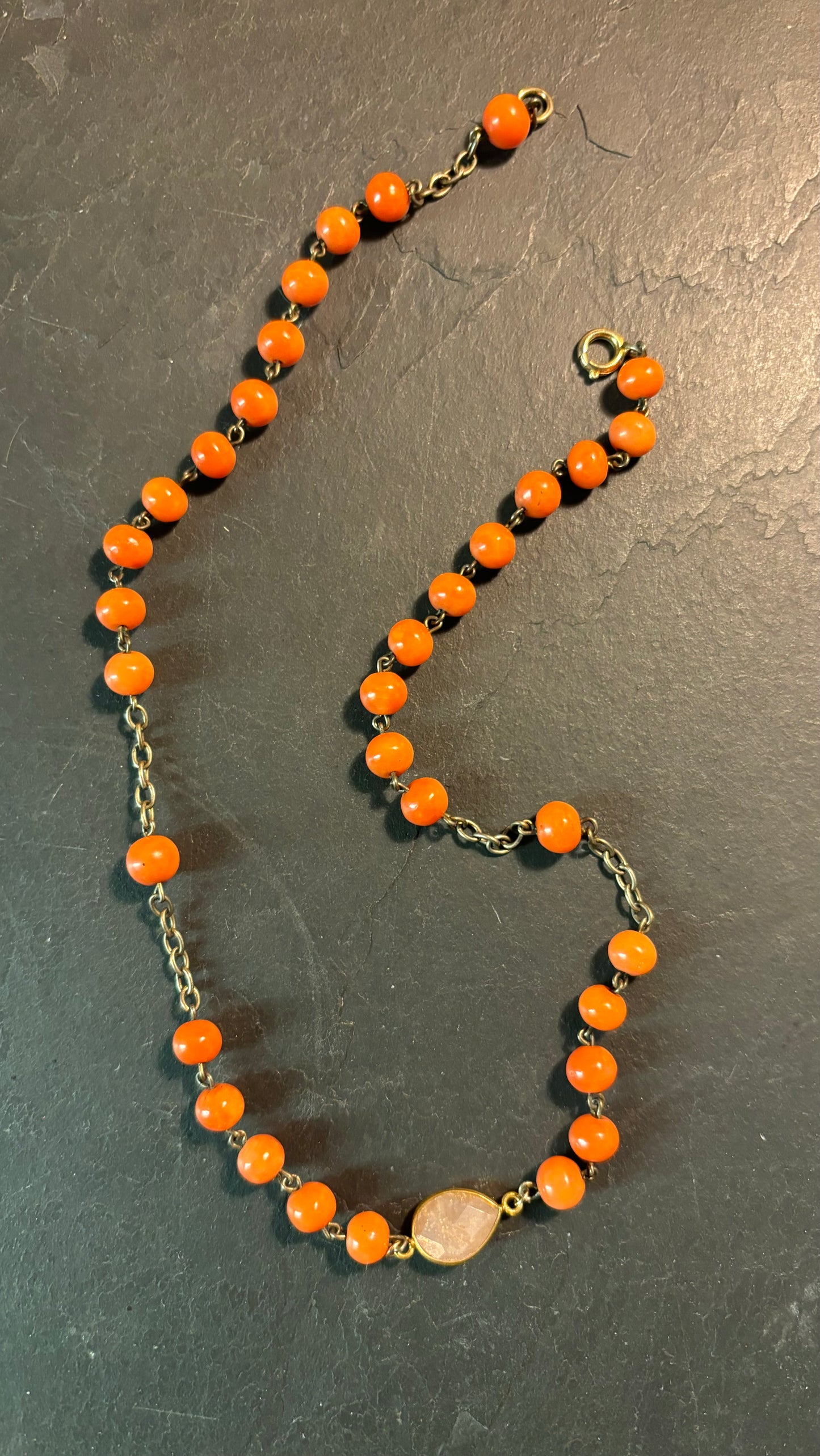 Collier chapelet ancien en corail et quartz pêche - blissparis