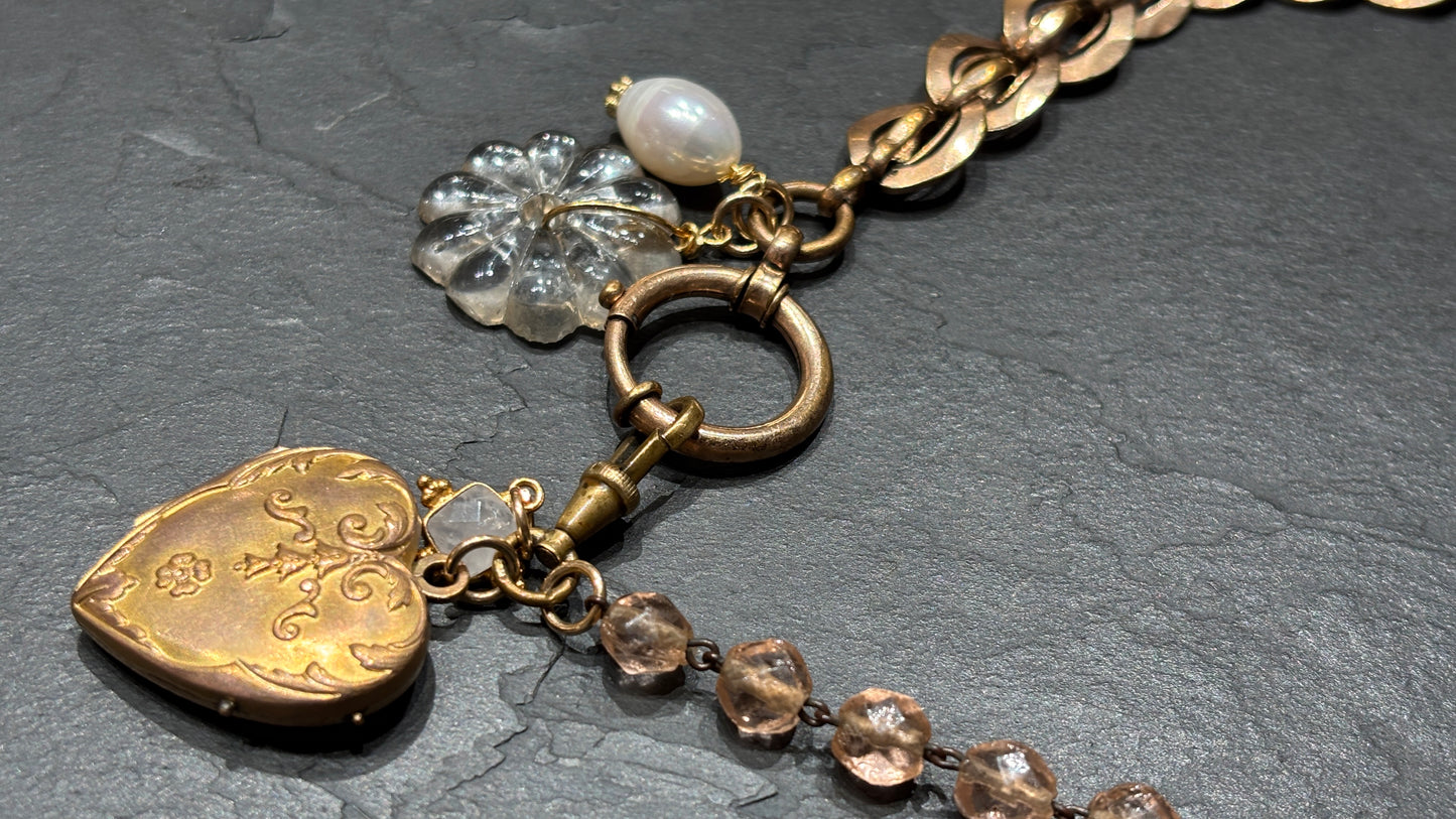 Collier cœur Napoléon III, chaîne ancienne et chapelet rose