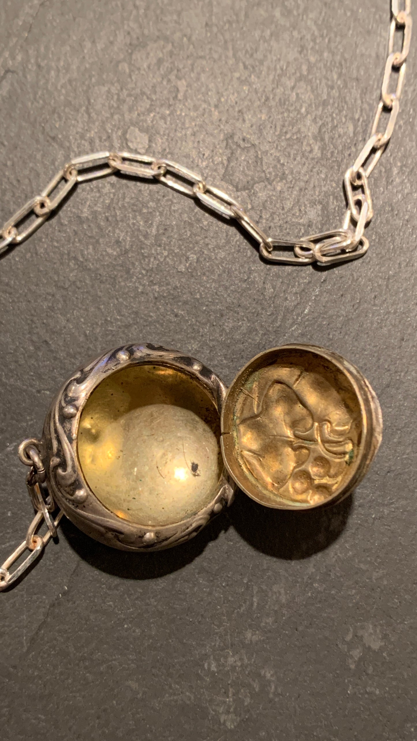 Collier argent en pendentif boîte - blissparis