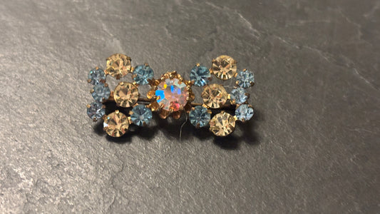 Broche en strass vintage années 40
