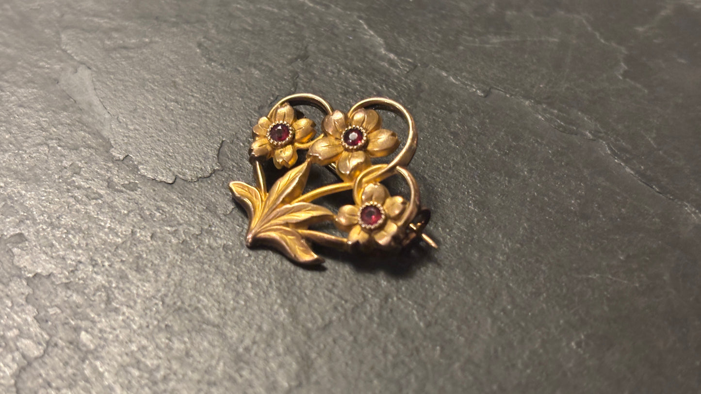 Broche plaquée or ancienne, vers 1910